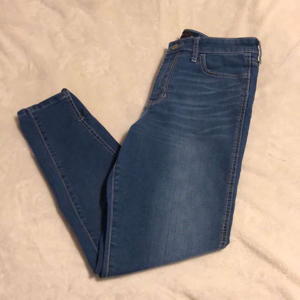 High-rise crop jeans